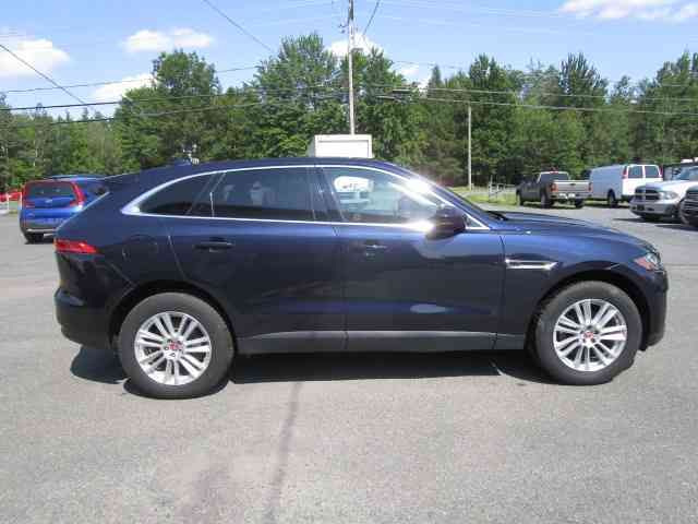 Jaguar F-PACE 2019 - Image 6