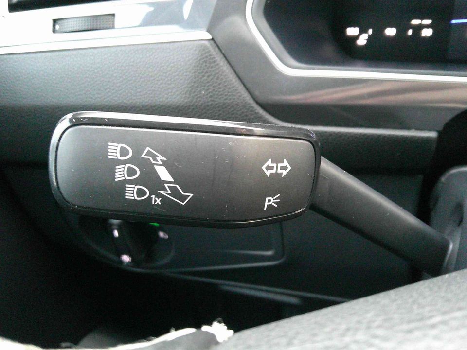 Volkswagen Tiguan 2024 - Image 14
