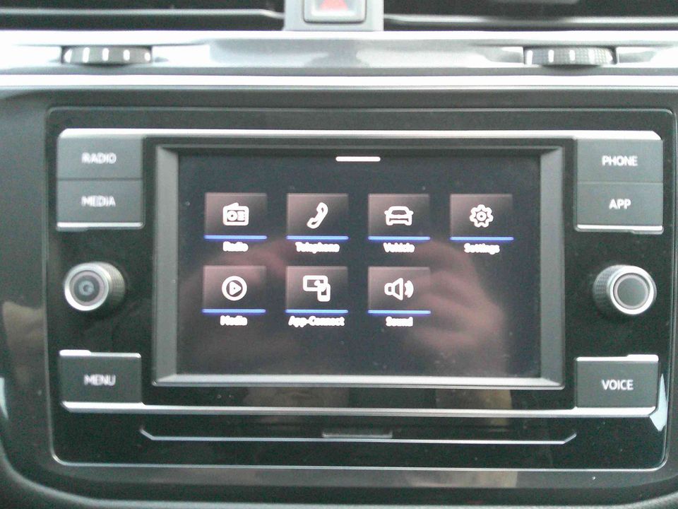 Volkswagen Tiguan 2024 - Image 18