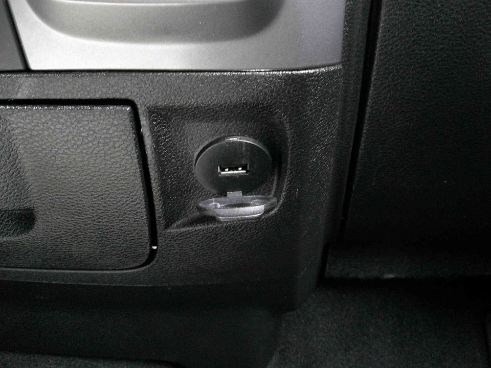 RAM 1500 Classic 2023 - Image 19