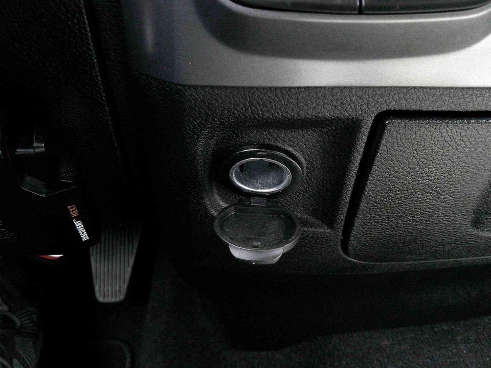 RAM 1500 Classic 2023 - Image 18