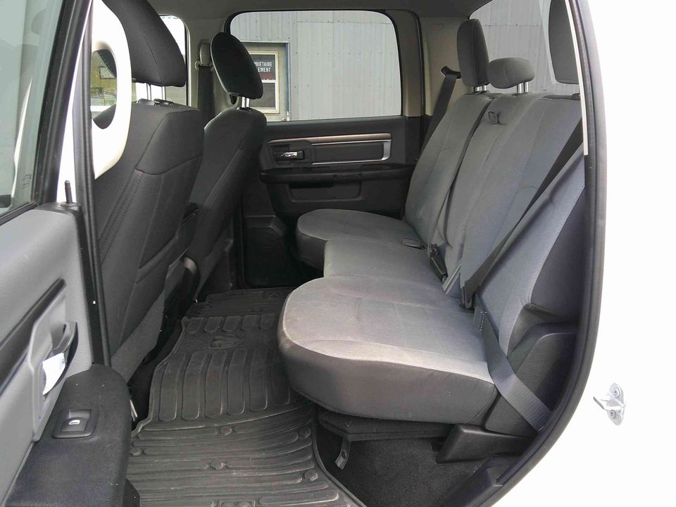 RAM 1500 Classic 2023 - Image 18