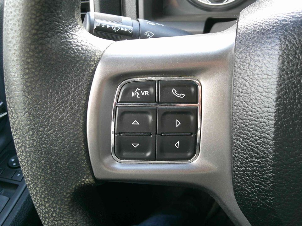 RAM 1500 Classic 2023 - Image 11