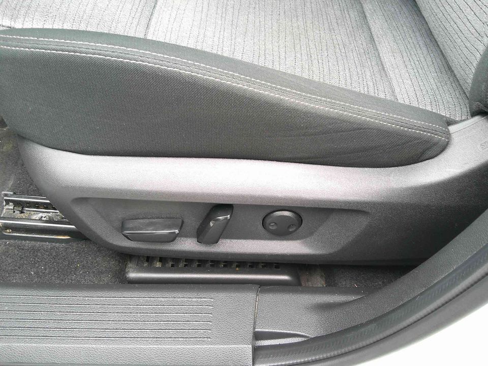 Nissan Rogue 2023 - Image 8
