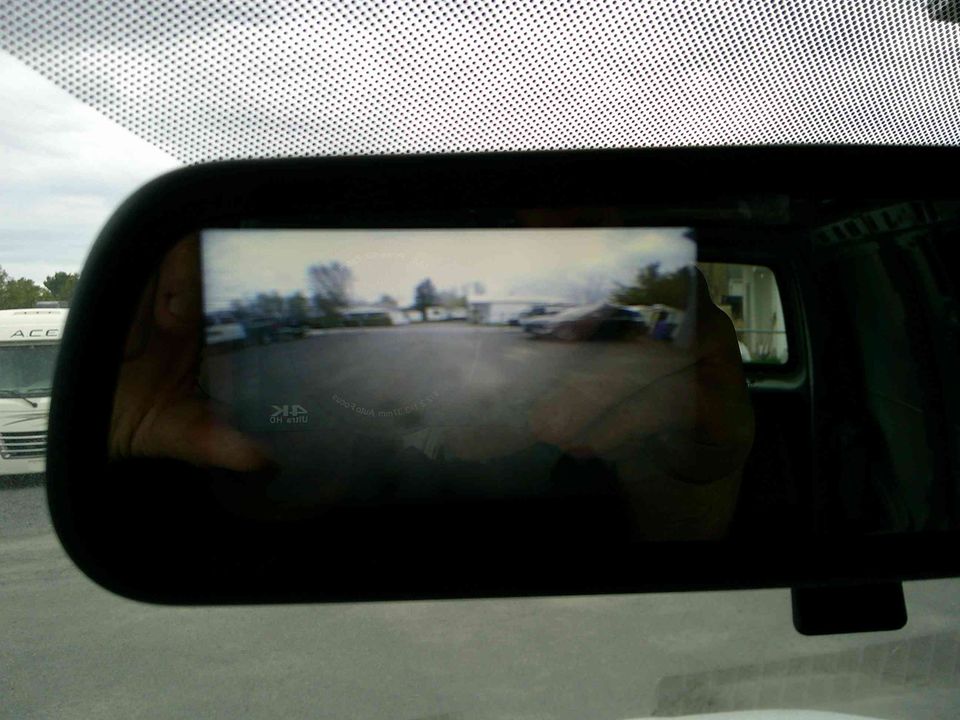 GMC Savana 2025 - Image 13
