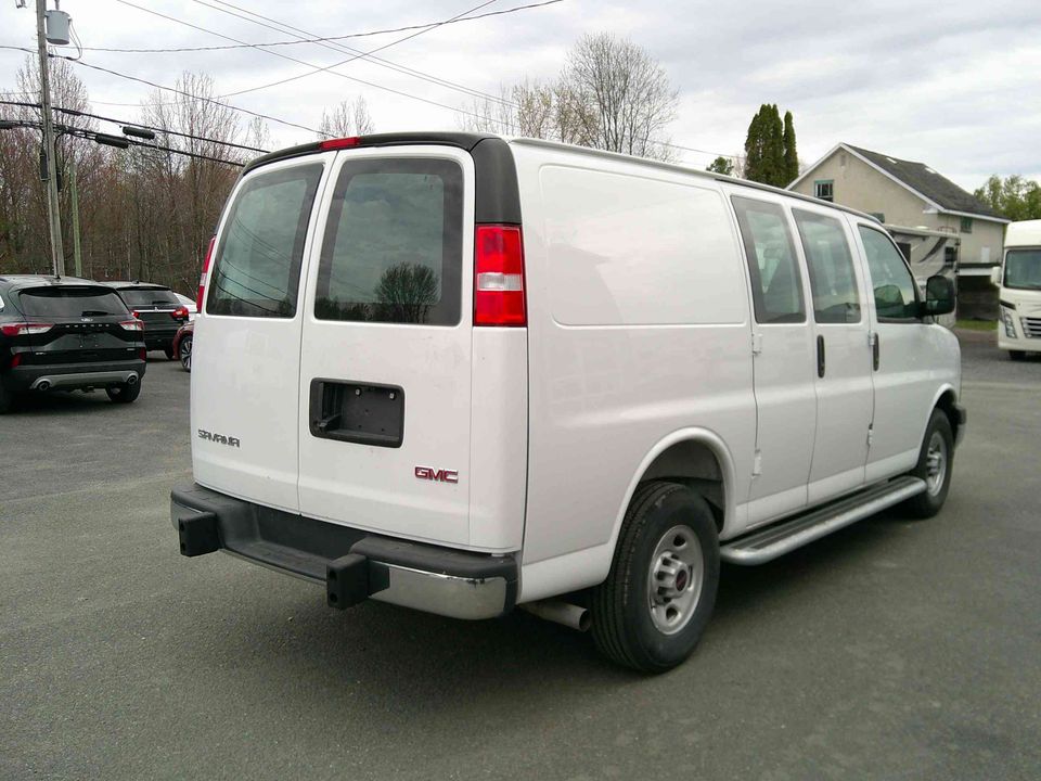 GMC Savana 2025 - Image 4