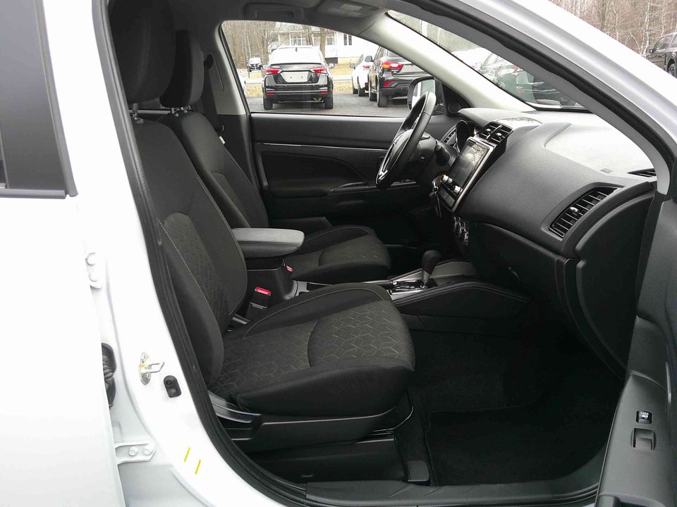 Mitsubishi RVR 2024 - Image 23