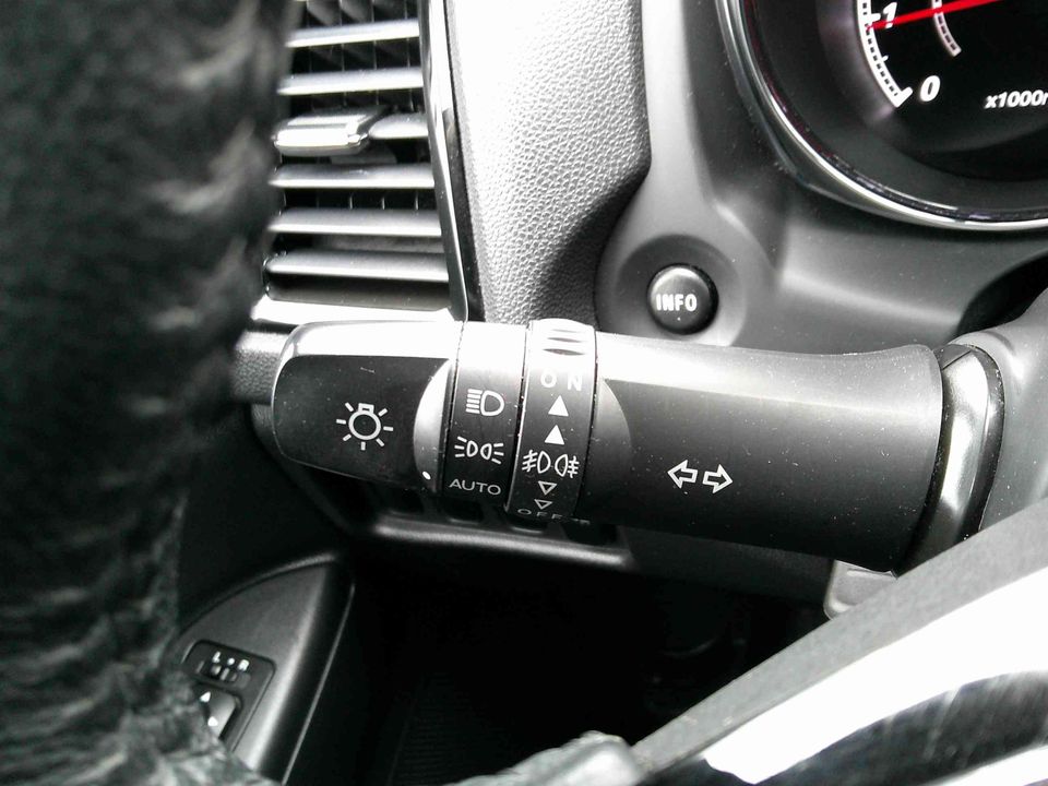 Mitsubishi RVR 2024 - Image 11