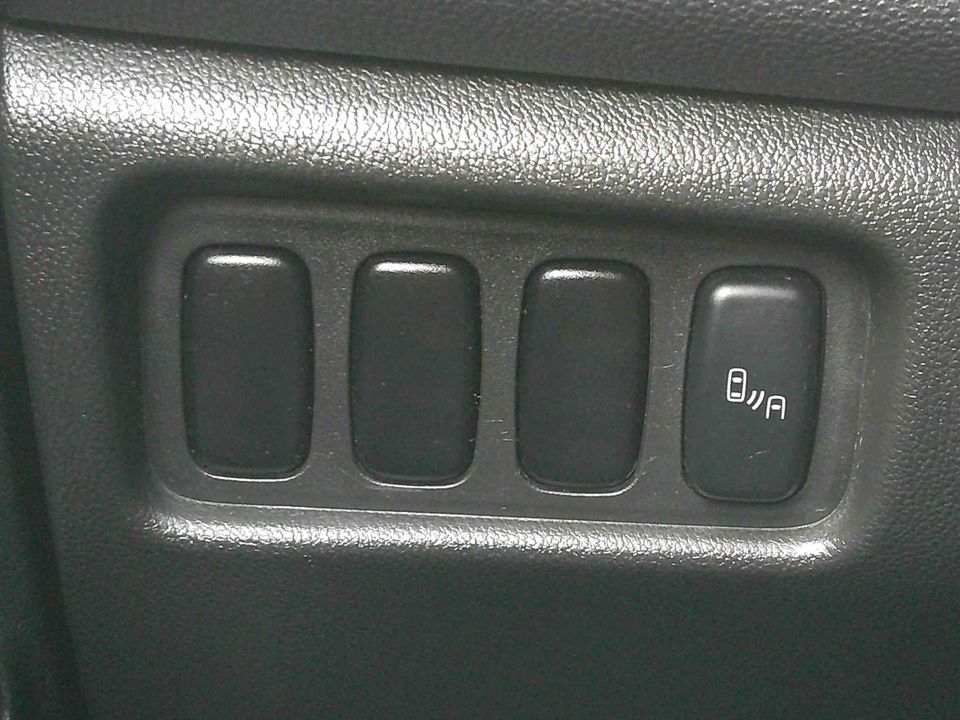 Mitsubishi RVR 2024 - Image 8