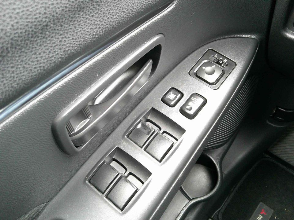 Mitsubishi RVR 2025 - Image 6
