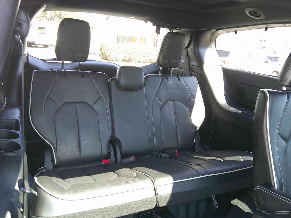 Chrysler Pacifica 2025 - Image 38