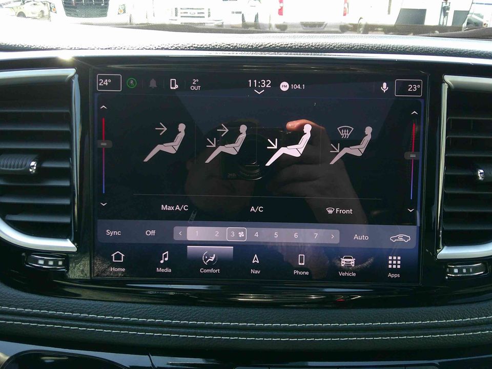 Chrysler Pacifica 2025 - Image 21