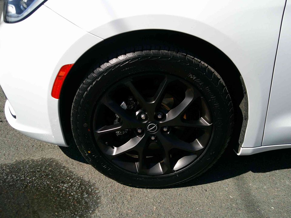 Chrysler Pacifica 2025 - Image 5