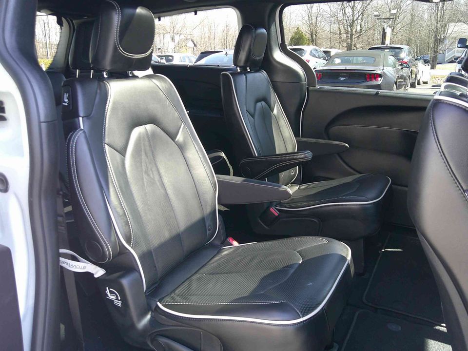 Chrysler Pacifica 2025 - Image 37