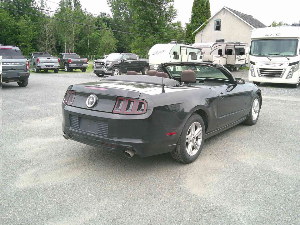 Ford Mustang 2013 - Image 4
