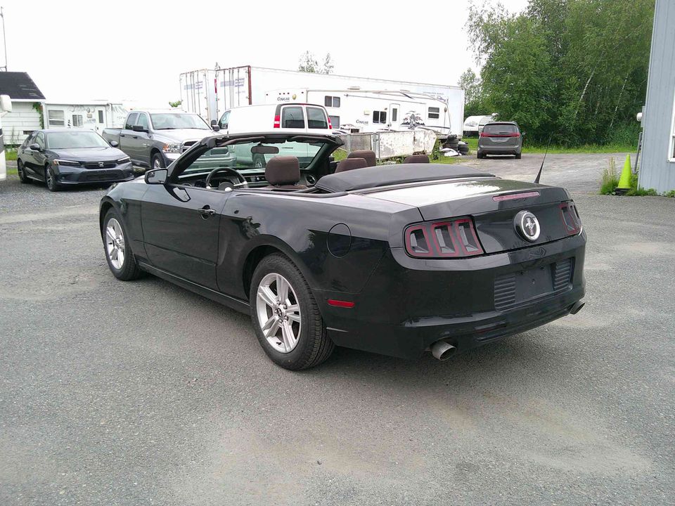 Ford Mustang 2013 - Image 3